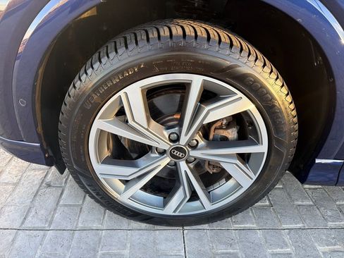 Used 2023 Audi Q4 e-tron Prestige w/ Black Optic Package image 27