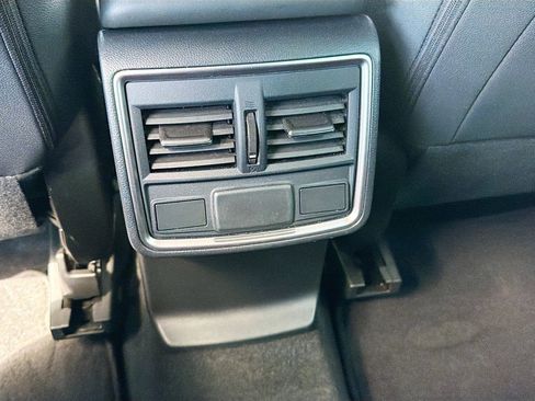 Certified 2023 Subaru Forester Premium image 19