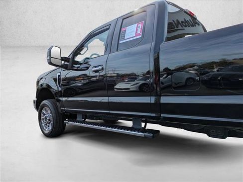 Used 2019 Ford F250 XLT w/ XLT Premium Package image 26