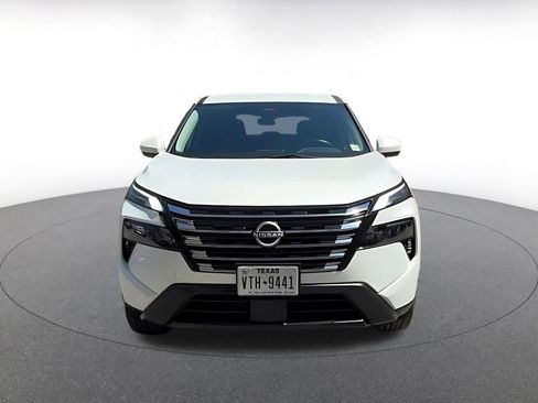 Used 2025 Nissan Rogue SV FWD image 4