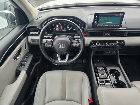 Used 2023 Honda Pilot EX-L image 11