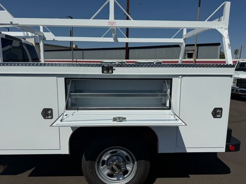 New 2026 Ford F350 XL w/ XL Chrome Package AWD/4WD image 13