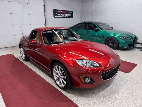Used 2010 MAZDA MX-5 Miata Grand Touring w/ Premium Pkg RWD image 59