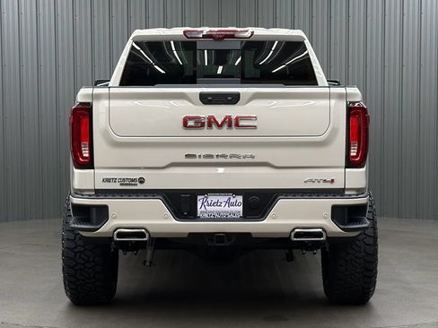 Used 2026 GMC Sierra 1500 AT4 w/ AT4 Premium Package AWD/4WD image 4