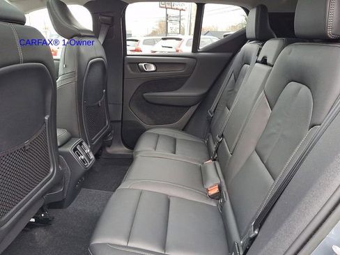 Certified 2023 Volvo XC40 B5 Plus w/ Climate Package AWD/4WD image 12