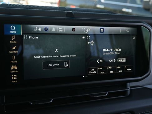 Used 2025 Jeep Wrangler Unlimited Sahara AWD/4WD image 22