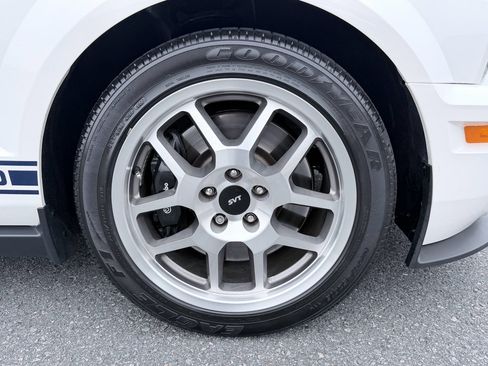 Used 2008 Ford Mustang Shelby GT500 RWD image 28
