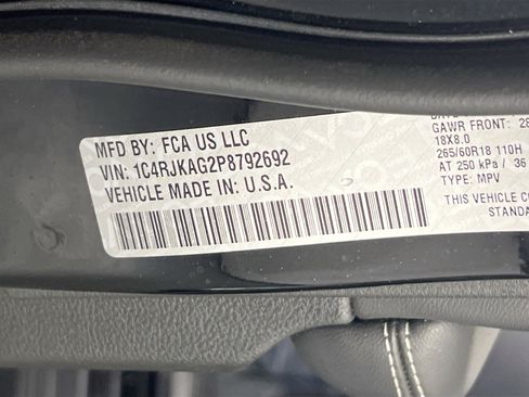Used 2023 Jeep Grand Cherokee L Laredo AWD/4WD image 30