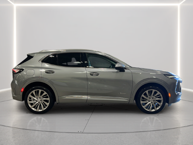 Used 2024 Buick Envision Avenir AWD/4WD image 6