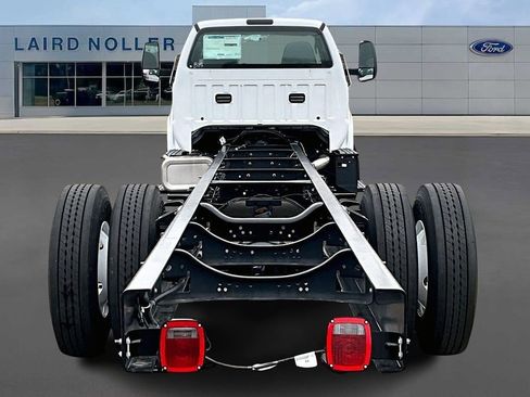 New 2026 Ford F650 2WD Regular Cab Super Duty image 4