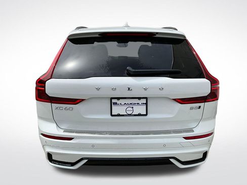 New 2026 Volvo XC60 B5 Ultra w/ Climate Package AWD/4WD image 4