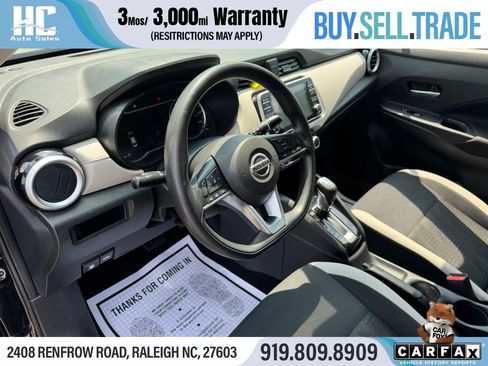 Used 2021 Nissan Versa SV FWD image 13