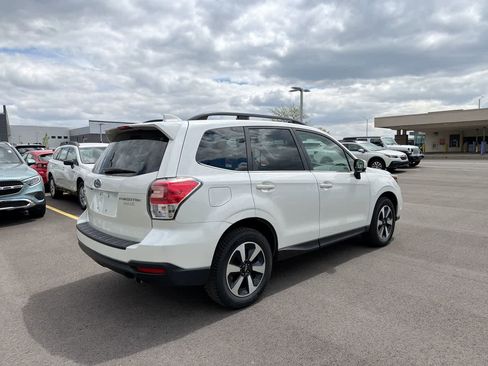 Used 2017 Subaru Forester 2.5i Limited w/ Popular Package #2 AWD/4WD image 13