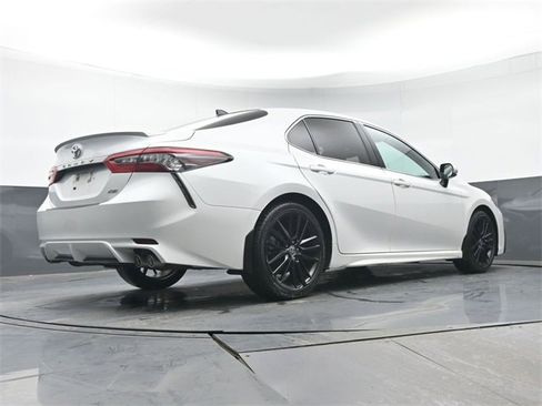 Used 2022 Toyota Camry XSE image 35