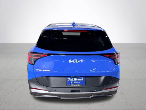 New 2026 Kia Sportage EX FWD image 7