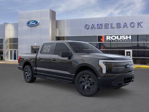 New 2025 Ford F150 Lightning Flash AWD/4WD image 7