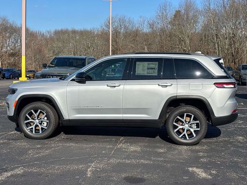 New 2025 Jeep Grand Cherokee Limited image 2