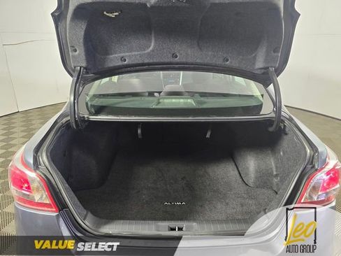 Used 2013 Nissan Altima 2.5 SV w/ 2.5SV Convenience Pkg FWD image 18