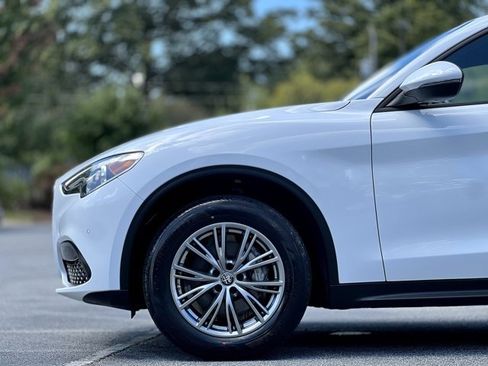 Used 2022 Alfa Romeo Stelvio Sprint image 11