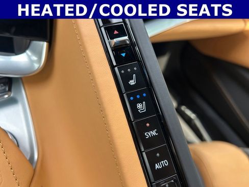 Used 2024 Chevrolet Corvette Z06 w/ Z07 Performance Package RWD image 6