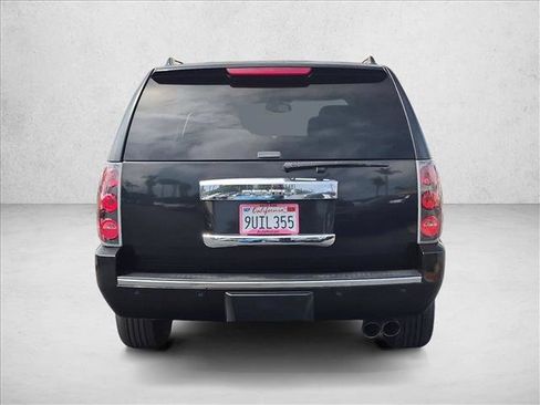 Used 2011 GMC Yukon XL Denali AWD/4WD image 7