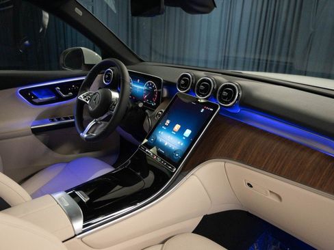 New 2026 Mercedes-Benz GLC 300 image 16
