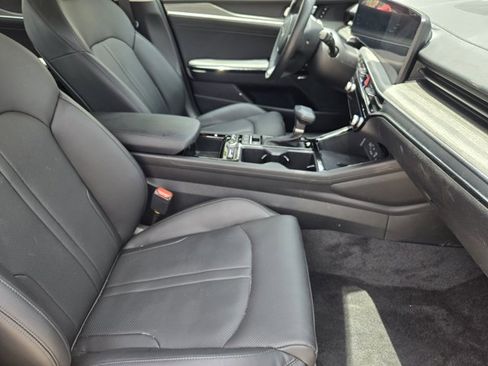 New 2025 Kia K5 EX image 9