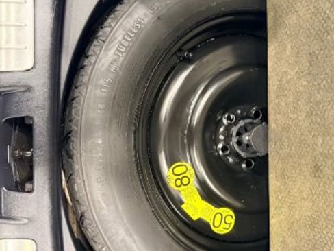 Used 2018 Land Rover Range Rover Evoque HSE image 31