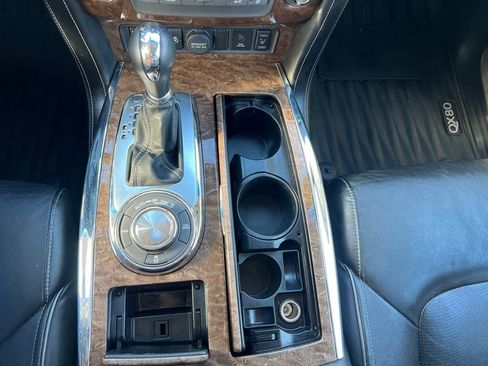 Used 2017 INFINITI QX80 Base w/ Driver Assistance Package image 37