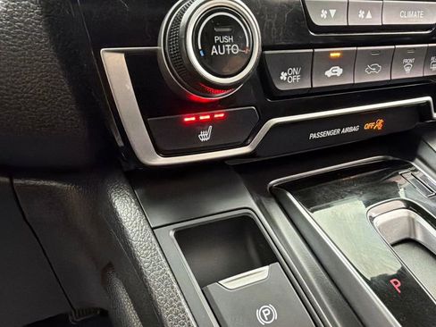 Used 2021 Honda CR-V Touring image 18
