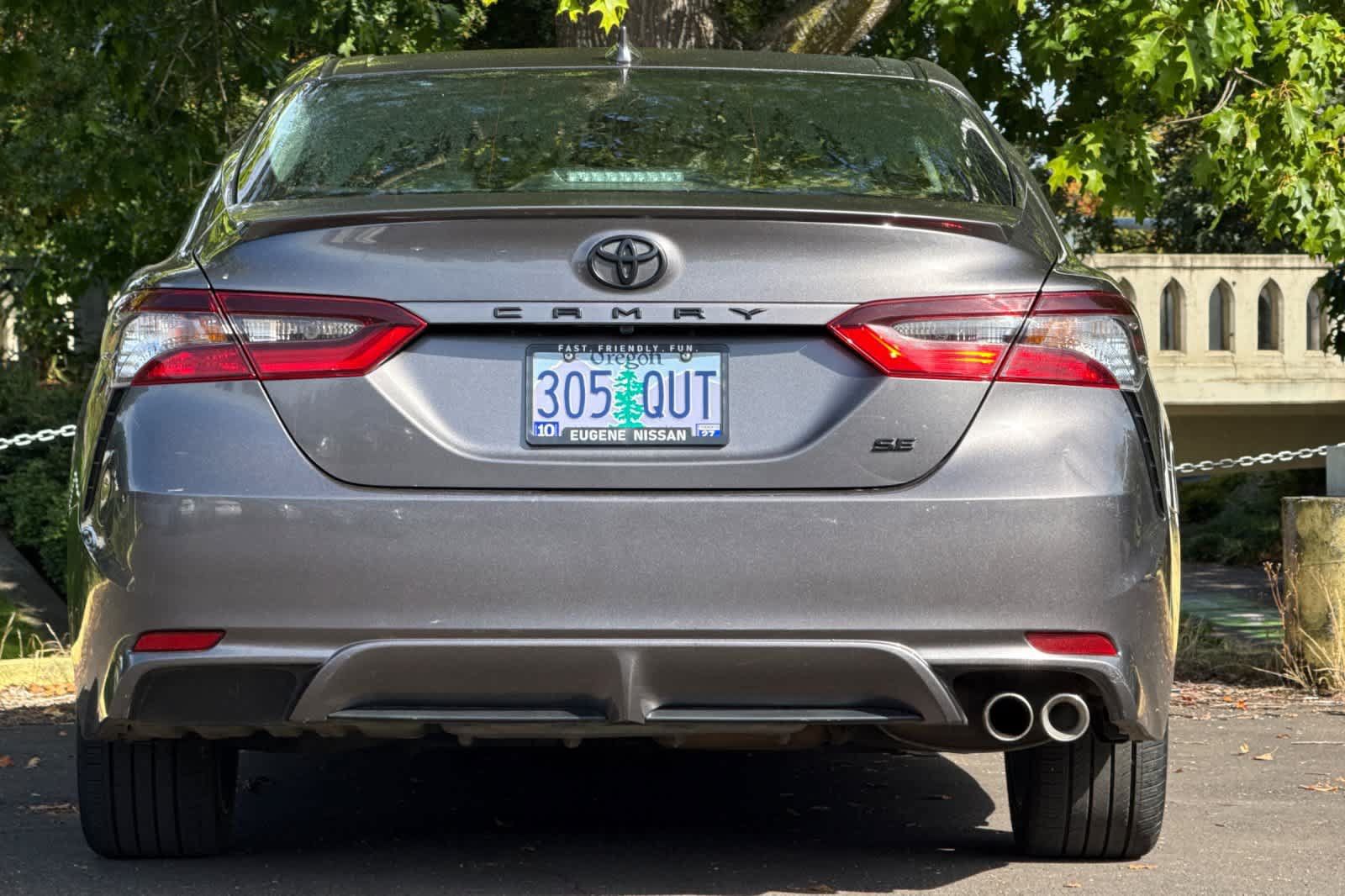 Used 2023 Toyota Camry SE FWD image 7