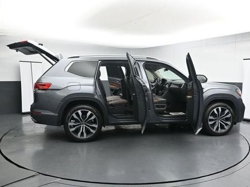 Used 2021 Volkswagen Atlas SEL Premium AWD/4WD image 37