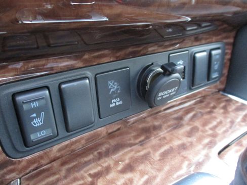 Used 2020 Nissan Armada SL w/ Premium Package image 27