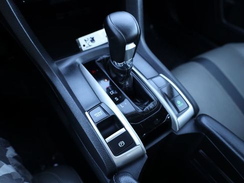 Used 2016 Honda Civic Touring image 30