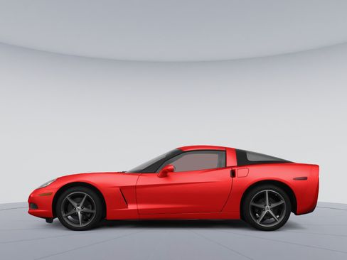 Used 1998 Chevrolet Corvette Coupe w/ Memory Pkg RWD image 2