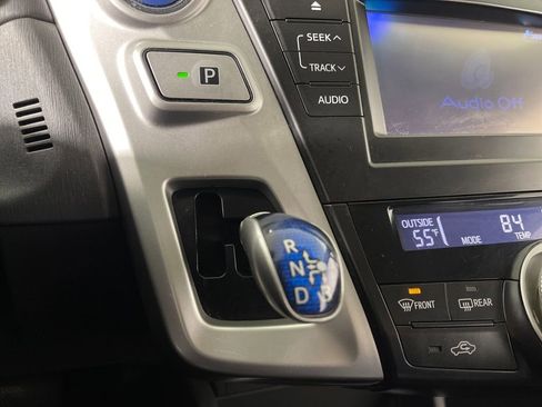 Used 2014 Toyota Prius V Two image 25