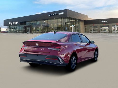 New 2026 Hyundai Elantra Sport image 7
