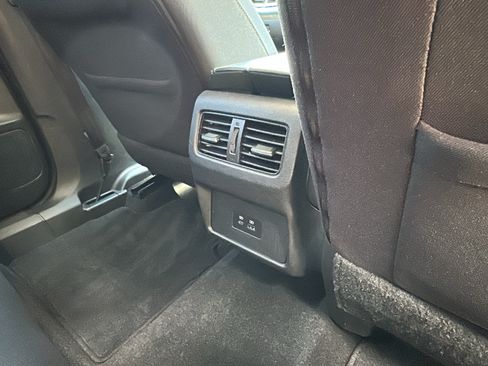 Certified 2021 Nissan Rogue SV AWD/4WD image 24