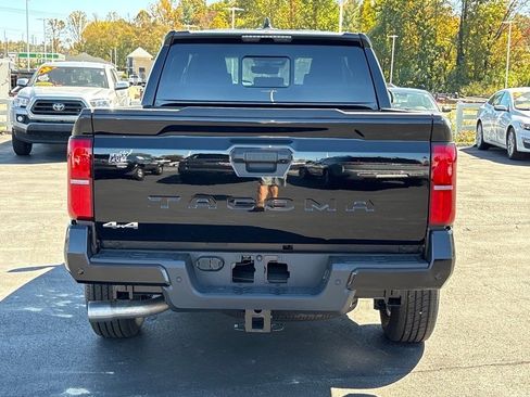 New 2025 Toyota Tacoma SR5 image 27