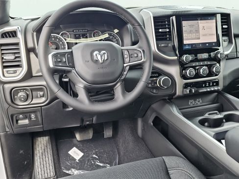New 2026 RAM 1500 Big Horn w/ Night Edition image 34