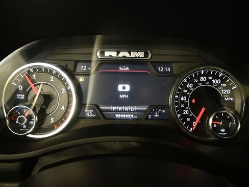 Used 2023 RAM 2500 Laramie AWD/4WD image 25