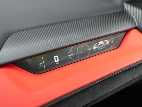 Used 2024 Lamborghini Revuelto AWD/4WD image 44