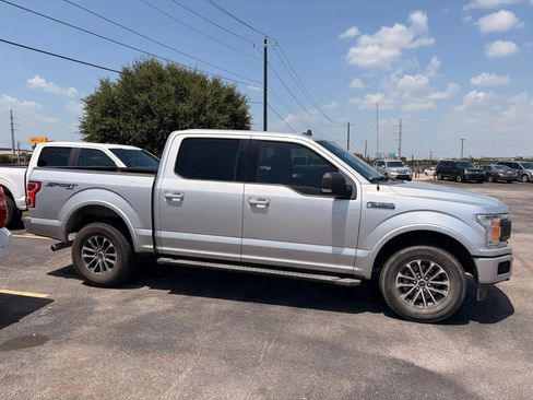 Used 2019 Ford F150 XLT w/ Equipment Group 302A Luxury AWD/4WD image 4