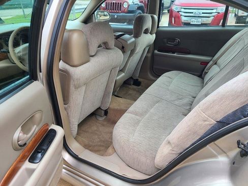Used 2002 Buick Le Sabre Custom w/ Prestige Pkg FWD image 11