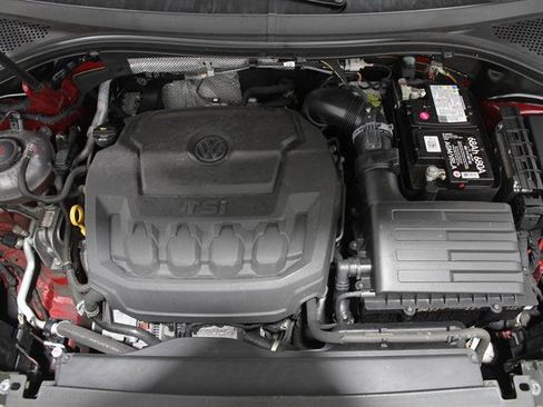 Certified 2019 Volkswagen Tiguan SEL image 21