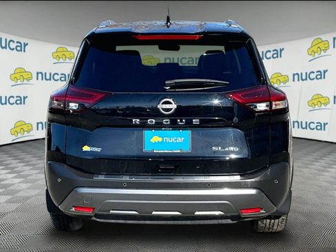 Used 2023 Nissan Rogue SL w/ SL Premium Package image 5