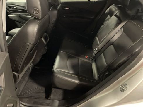 Used 2021 Chevrolet Equinox LT image 33