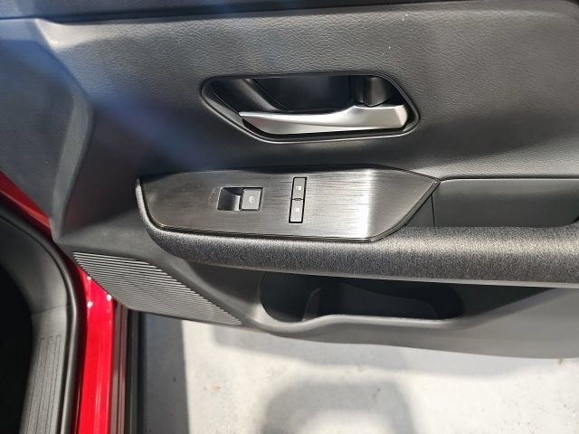 New 2026 Nissan Kicks SV w/ SV Premium Package AWD/4WD image 20