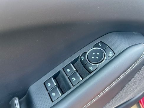 Used 2025 Ford Mustang Mach-E Premium AWD/4WD image 21