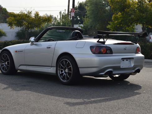 Used 2005 Honda S2000 Convertible 2D image 25